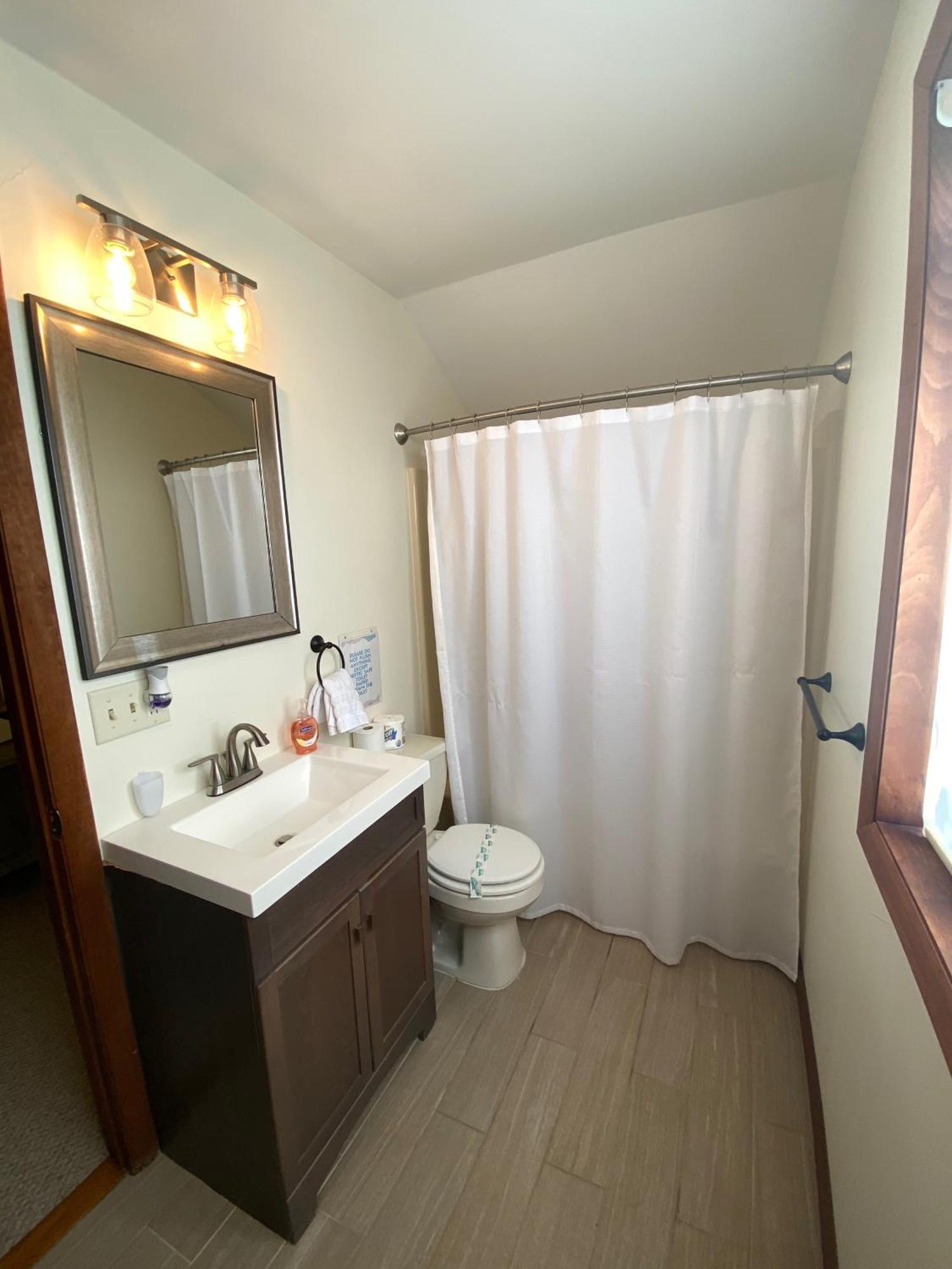 Ash Cottage In Poconos Near Camelback & Kalahari Long Pond エクステリア 写真